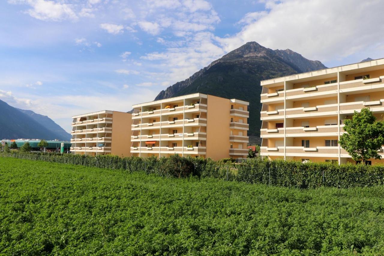 Modern Apartment Close To Martigny Train Station المظهر الخارجي الصورة